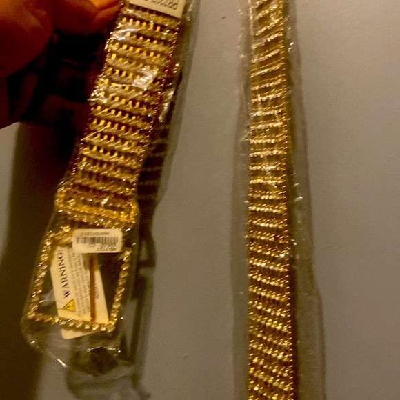 Brand new 100% rhinestone belt